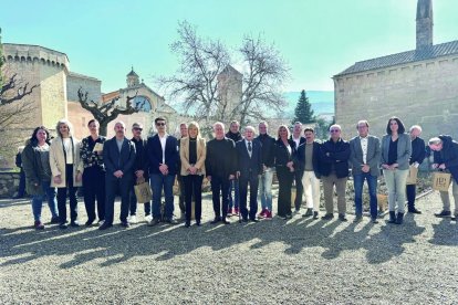 CedidaImatge de grup dels diversos participants i personalitats destacades que van assistir ahir al matí als Premis Lladonosa, celebrats al Monestir de Poblet.