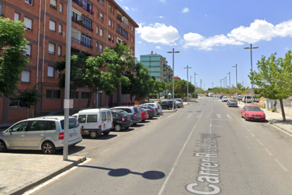 L'apunyalament s'ha produït al carrer Riu Llobregat de Campclar.