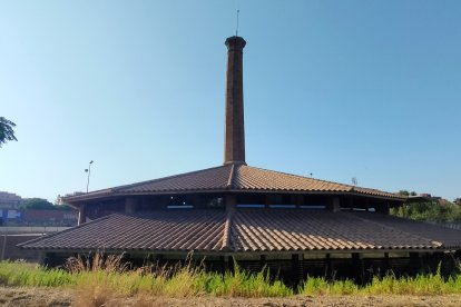 Fotografia d’arxiu de la Bòbila del Sugranyes, vista des de l’exterior.