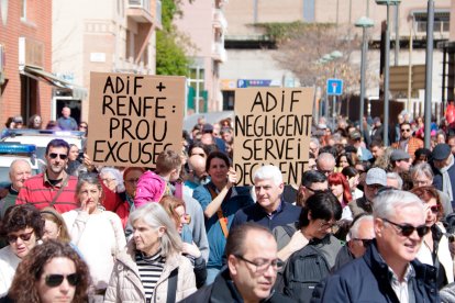 Manifestació a Tarragona per exigir millores al servei de tren