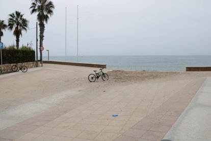 Paseo de la Barquera de Roda de Berà, donde murió un hombre apuñalado.