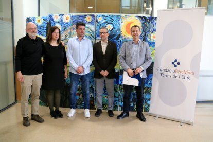 Los doctores de la Fundación Pere Mata, José González, Ana Belén Castellà y Toni Coello, el director de Salud Ferran Roche, y el gerente Enric Cardús.