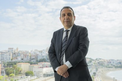 Zibaoui tiene una amplia experiencia en el comercio internacional.