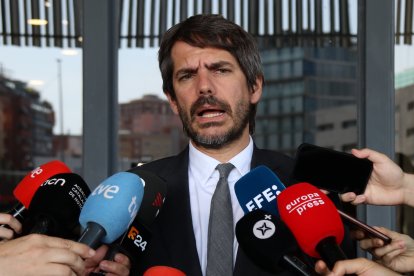 El ministre de Cultura, Ernest Urtasun, en declaracions als mitjans a Barcelona