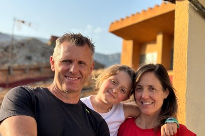 Albert y Lídia con su hija Zion.