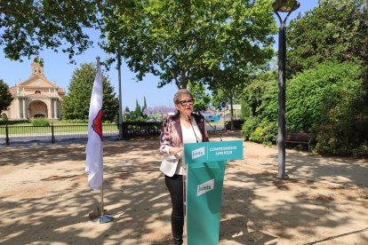 Teresa Pallarès, portaveu de Junts per Reus, durant l’acte de balanç de mig mandat.