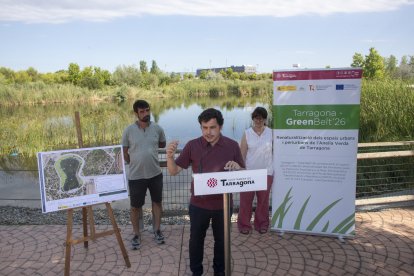 La laguna de la Anella, objeto de las intervenciones, tiene una superficie de 11.500 metros cuadrados.