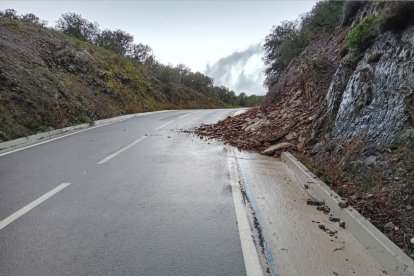 imatge d'arxiu d'un despreniment a la carretera