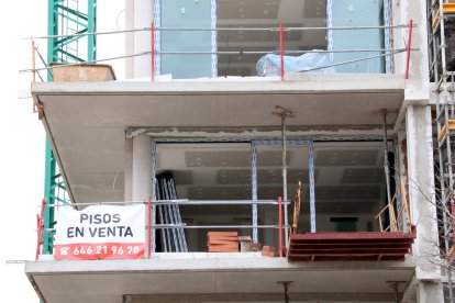 De los inmuebles de las operaciones, 1.432 viviendas han sido libres y 24 protegidos.