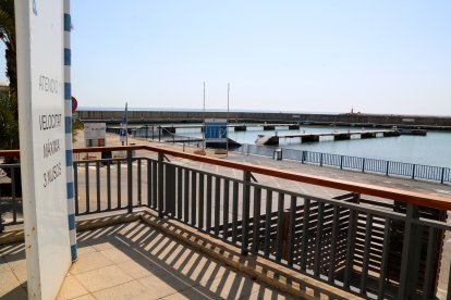 Puerto deportivo de las Cases d'Alcanar vacío.