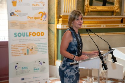La presidenta de la Diputación de Tarragona, Noemí Llauradó, hablando del proyecto Soulfood.