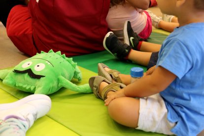 Un niño en una guardería de Sant Boi de Llobregat.