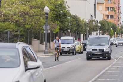 La reformulació tindrà en compte el tramvia, els serveis ferroviaris, la futura configuració del servei interurbà i els serveis municipals.