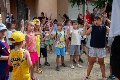 El programa ‘Conviu l’estiu’ es desenvolupa a l’Escola Mowgli, entre altres espais.