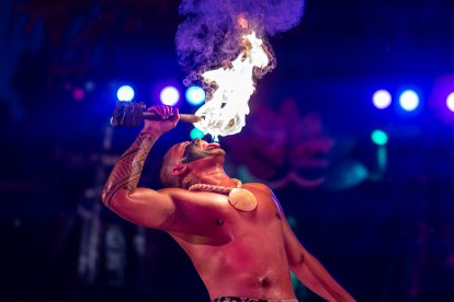 L’espectacle Noches de Fuego en Tahití de PortAventura World