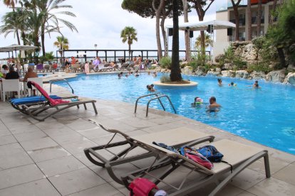 Piscina de l'hotel Estival Centurion de Cambrils.