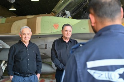 El primer ministre israelià, Benjamin Netanyahu, i el ministre de Defensa, Israel Katz.