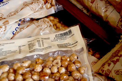 Paquet d'avellanes on s'informa que Turquia és la procedència del producte.