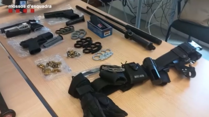 Brut d'imatges del dispositiu policial per desmantellar al grup criminal Antiokupa Tarraco