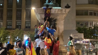 Escalar estàtua General Prim