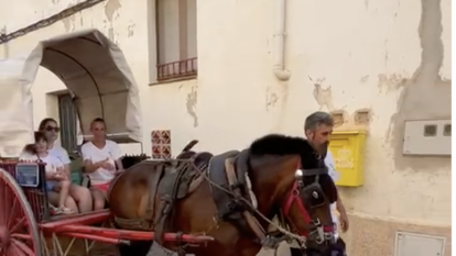 Els Portants de l'Aigua de Sant Magí durant un tram del camí