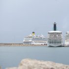 Imatge de tres creuers al Port de Tarragona.