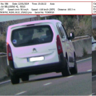 Imatge dels dos vehicles sancionats.
