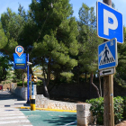 Accés al pàrquing Saavedra a tracés de l'avinguda Catalunya.