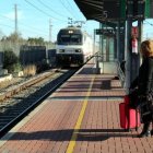 L'avaria, per a la qual no s'ha donat previsió de solució, afecta la línia R16 de Rodalies i els trens del corredor Mediterrani.