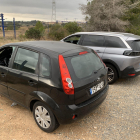 Imatge d'arxiu de vehicles trencats a l'entorn de l'estació del Camp de Tarragona.