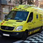 Imatge d'arxiu d'una ambulància del SEM.