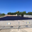 Imatge de les actuacions al pàrquing de l'escola Sant Julià de l'Arboç.