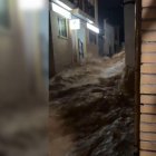 Captura de vídeo de les pluges torrencials a Chiva (València). L'estació automàtica de la Confederació Hidrogràfica del Xúquer (CHJ) registra 445,4 litres per metres quadrats