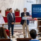 Miquel Barceló va presentar el seu estudi de viabilitat del futur districte innovador acompanyat per l’alcalde de Tarragona, Rubén Viñuales.