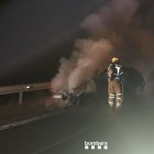 Imatge del cotxe incendiat a Amposta