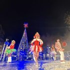 Imatge de l'espectacle de l'encesa de les llums de Nadal a Salou