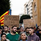 Un cartell lamenta la falta d'assumpció de responsabilitats per la gestió de la gota freda al País Valencià