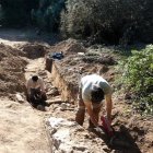 Investigadors treballant en els aqüeductes de l’antiga Tàrraco.