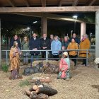 Moment de la visita al pessebre de Campclar, amb el nen Jesús abans de ser robat.