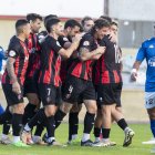 Els jugadors del Reus FC Reddis celebrant un gol durant un dels partits de la primera volta a l’Estadi Municipal.