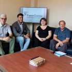 Fotografia d’arxiu de representants dels ajuntaments de Vila-seca, Salou, Reus i Constantí, en una trobada sobre FuneCamp l’estiu del 2024.