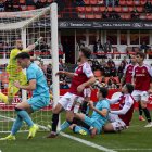 El moment en el qual el Bilbao Athletic va anotar el 0-1 a la sortida d’un córner el darrer dissabte.