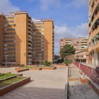 Imatge de la plaça de la Quinta Promoció, a Sant Pere i Sant Pau