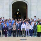 Una seixantena d’alumnes de l’Escola Vedruna Sagrat Cor i de l’Institut Pons d’Icart van rebre l’acreditació a l’Ajuntament.