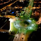 Imatgede dron de la Via Augusta on es veu l’estat actual de l’enllumenat de Vapor de Mercuri.