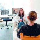 Una de les professionals de l’equip d’ITA, durant una de les sessions.