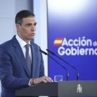 Imatge de Pedro Sánchez durant la roda de premsa d'aquest dilluns.