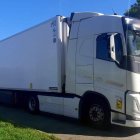 El camió tràiler, immobilitzat en una àrea de servei de l'AP-7 a l'Alt Penedès