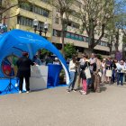 Imatge del punt d'informació instal·lat a la Rambla Nova amb motiu del Dia Internacional de les Infermeres
