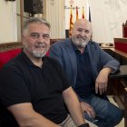 Els consellers Jaime Duque i Javier Gómez en la Sala d’Actes de l’Ajuntament de Tarragona.